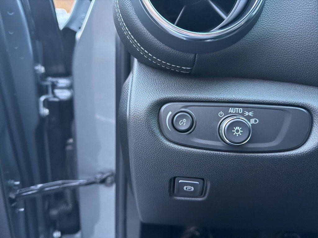 New 2026 Chevrolet Blazer LT image 23