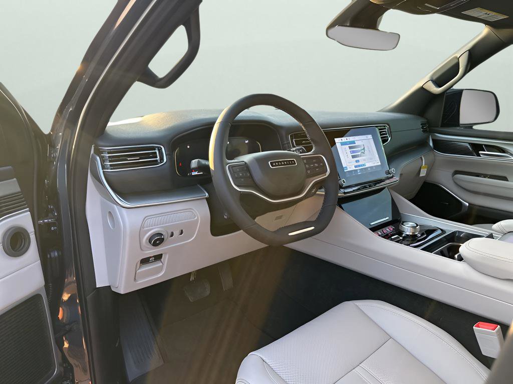New 2025 Jeep Wagoneer 4WD w/ Convenience Group I image 26