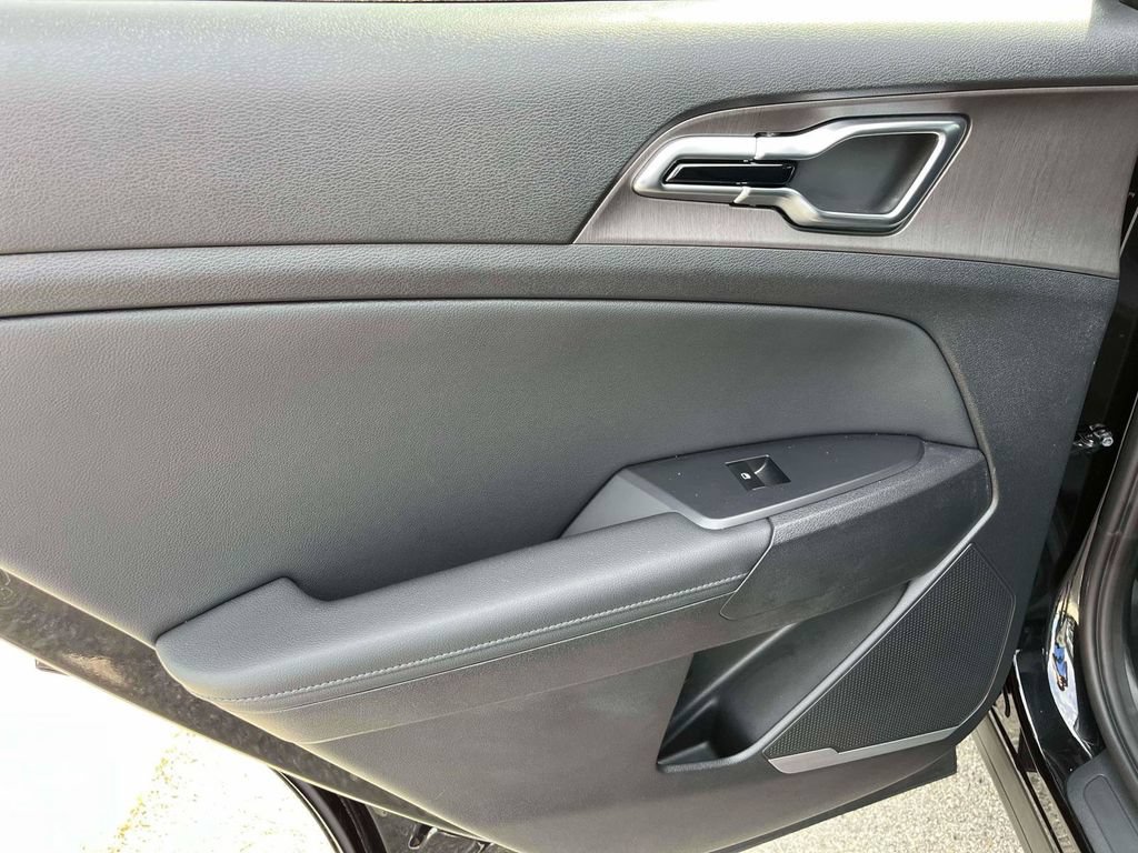 Certified 2026 Kia Sportage X-Line AWD/4WD image 6