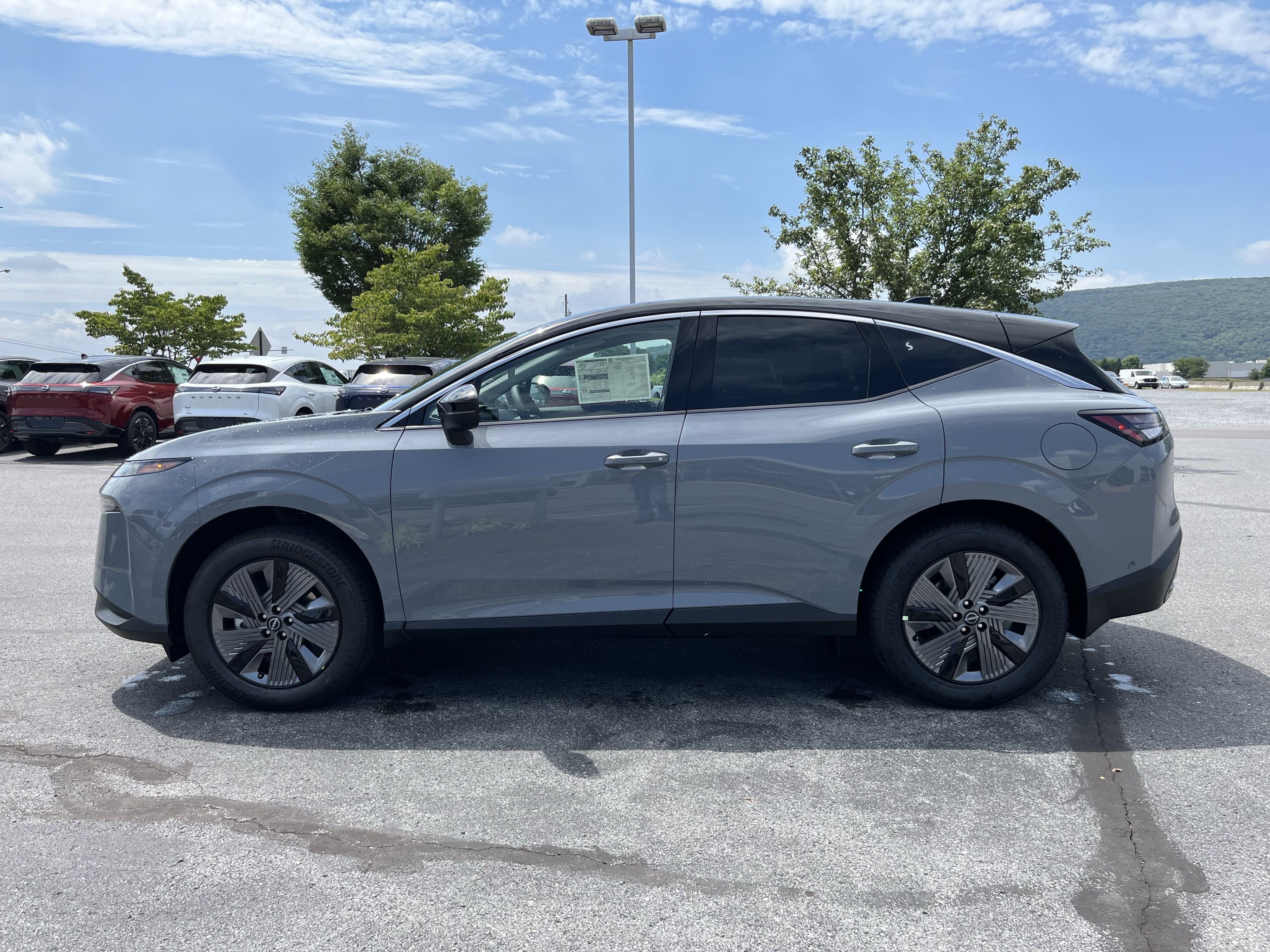 New 2025 Nissan Murano SL image 7