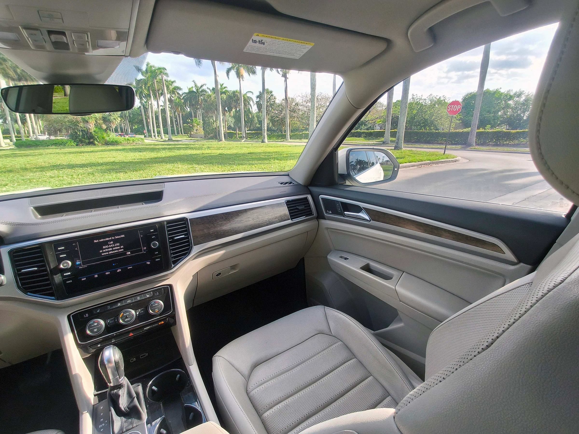Used 2019 Volkswagen Atlas SEL Premium AWD/4WD image 9