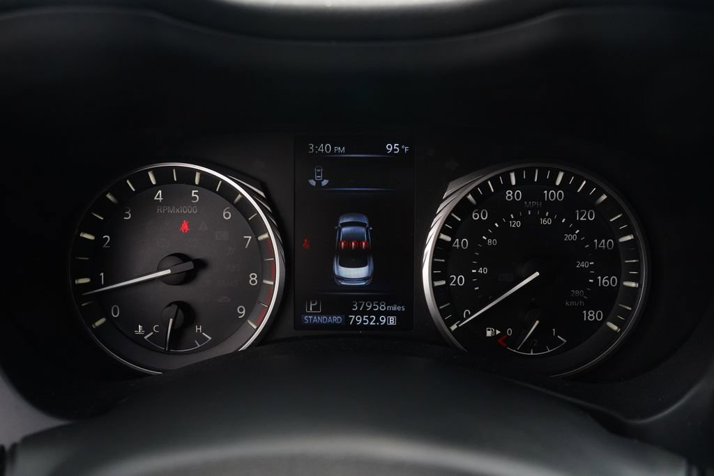 Used 2023 INFINITI Q50 Red Sport 400 RWD image 32
