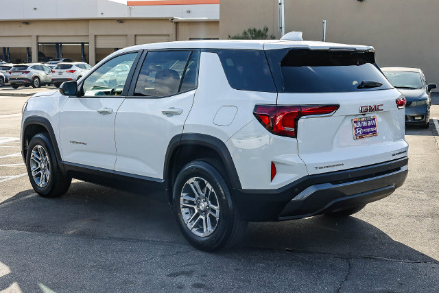 Used 2026 GMC Terrain Elevation FWD image 4