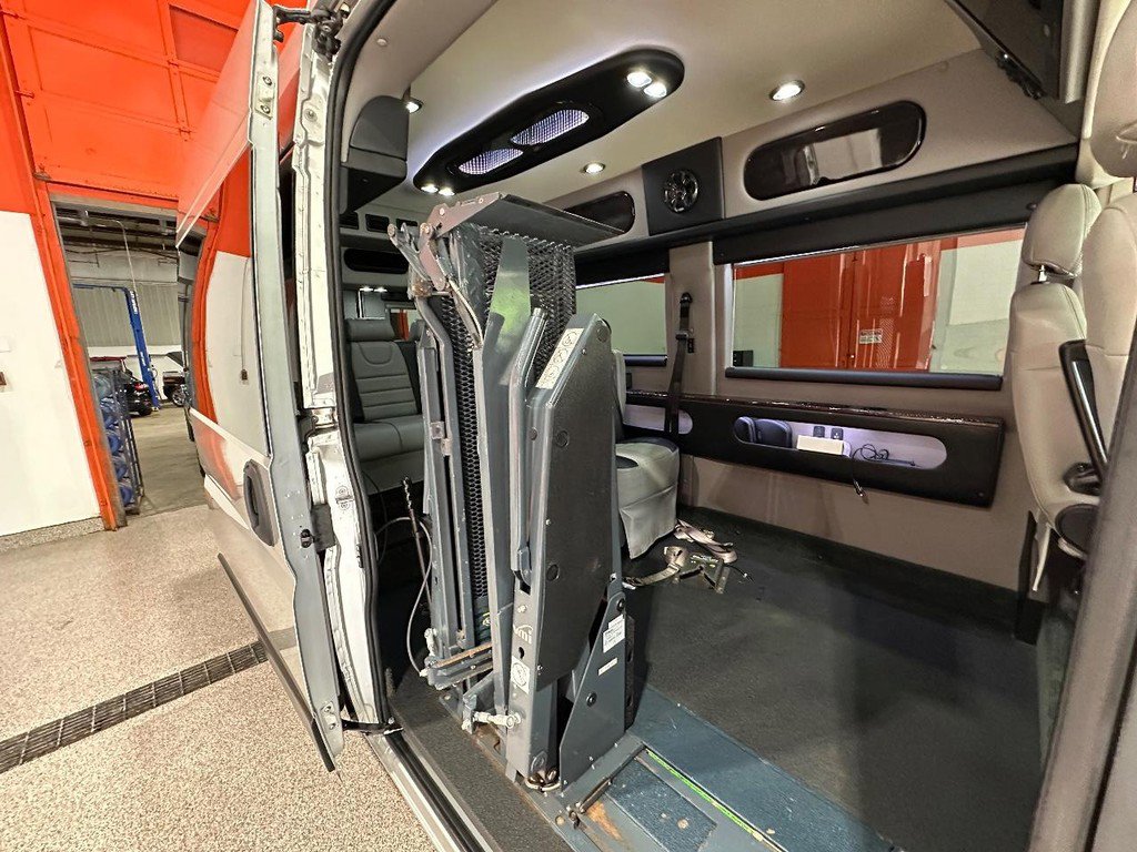 Used 2017 RAM ProMaster 2500 w/ Premium Appearance Group image 21