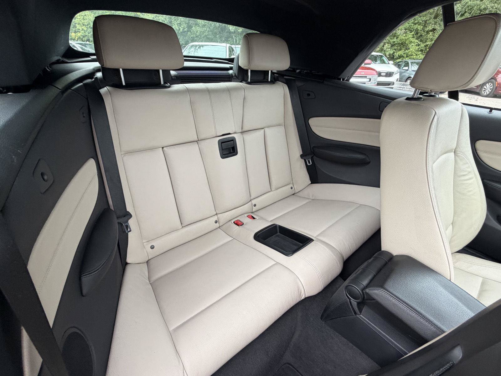 Used 2013 BMW 135i Convertible RWD image 20