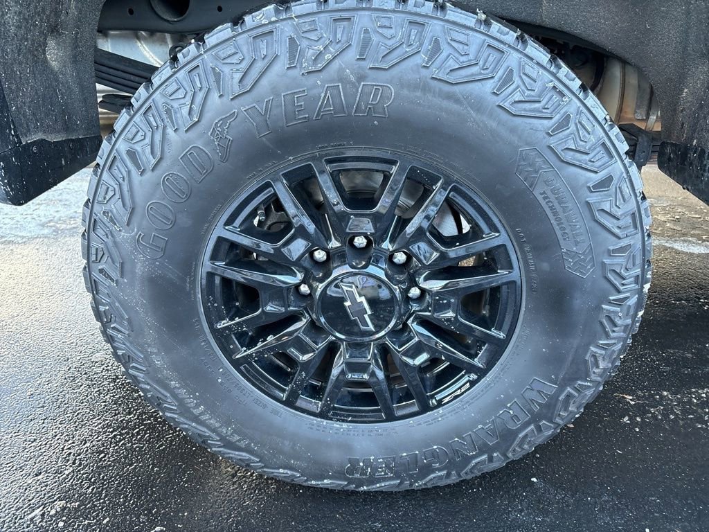 Certified 2024 Chevrolet Silverado 2500 ZR2 w/ Technology Package image 45