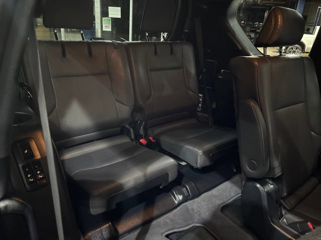 Used 2021 Lexus GX 460 Premium w/ Accessory Package AWD/4WD image 20