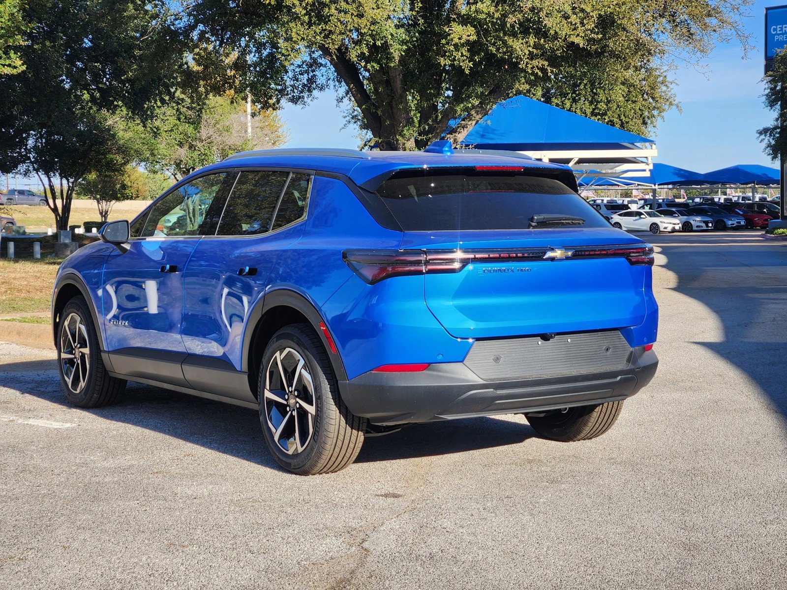 New 2026 Chevrolet Equinox EV LT image 3