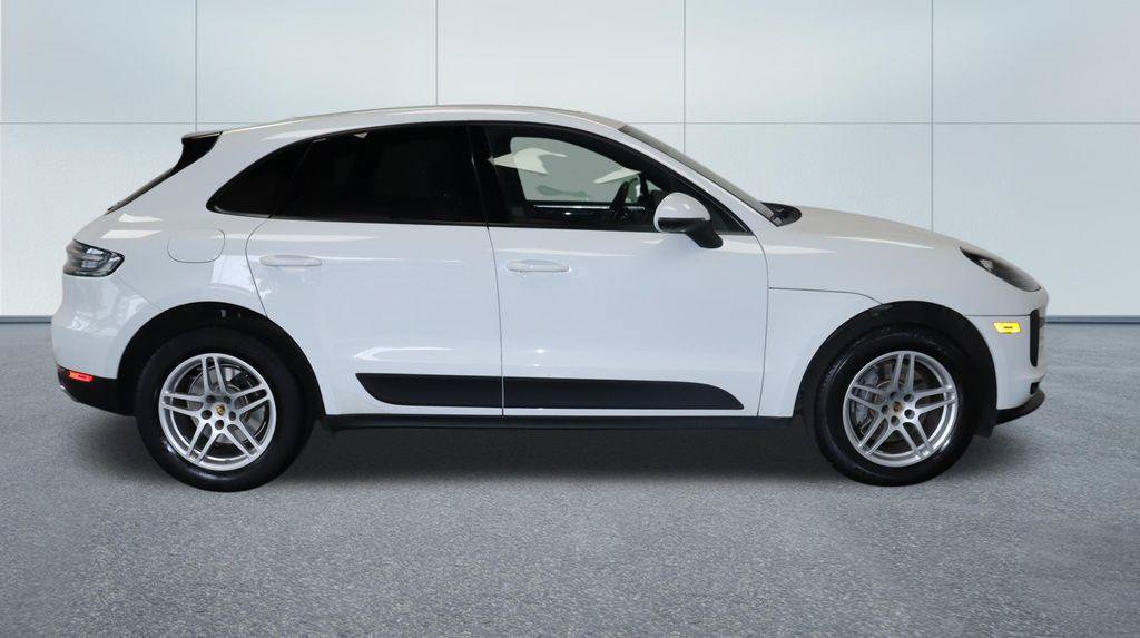 Used 2019 Porsche Macan AWD/4WD image 9