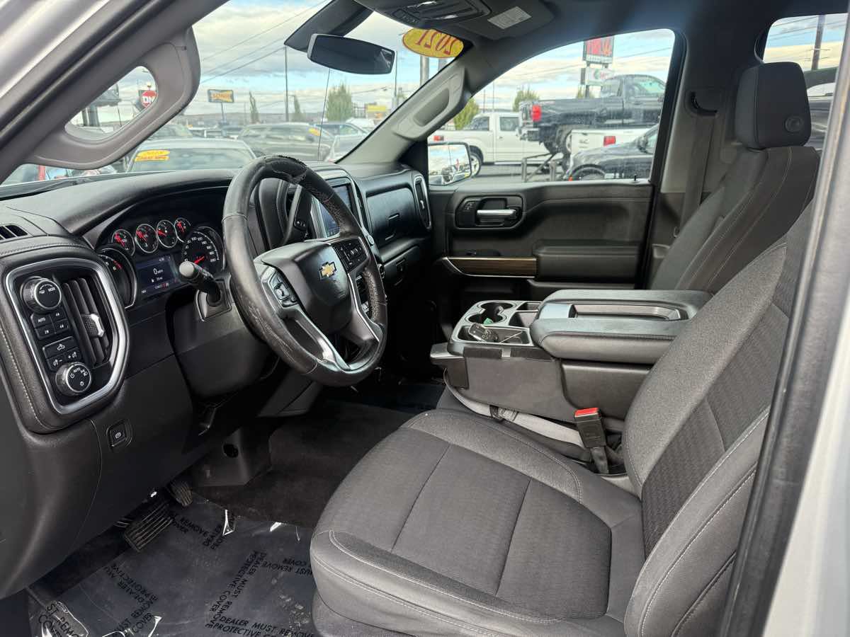 Used 2021 Chevrolet Silverado 1500 LT w/ Z71 Off-Road Package AWD/4WD image 11