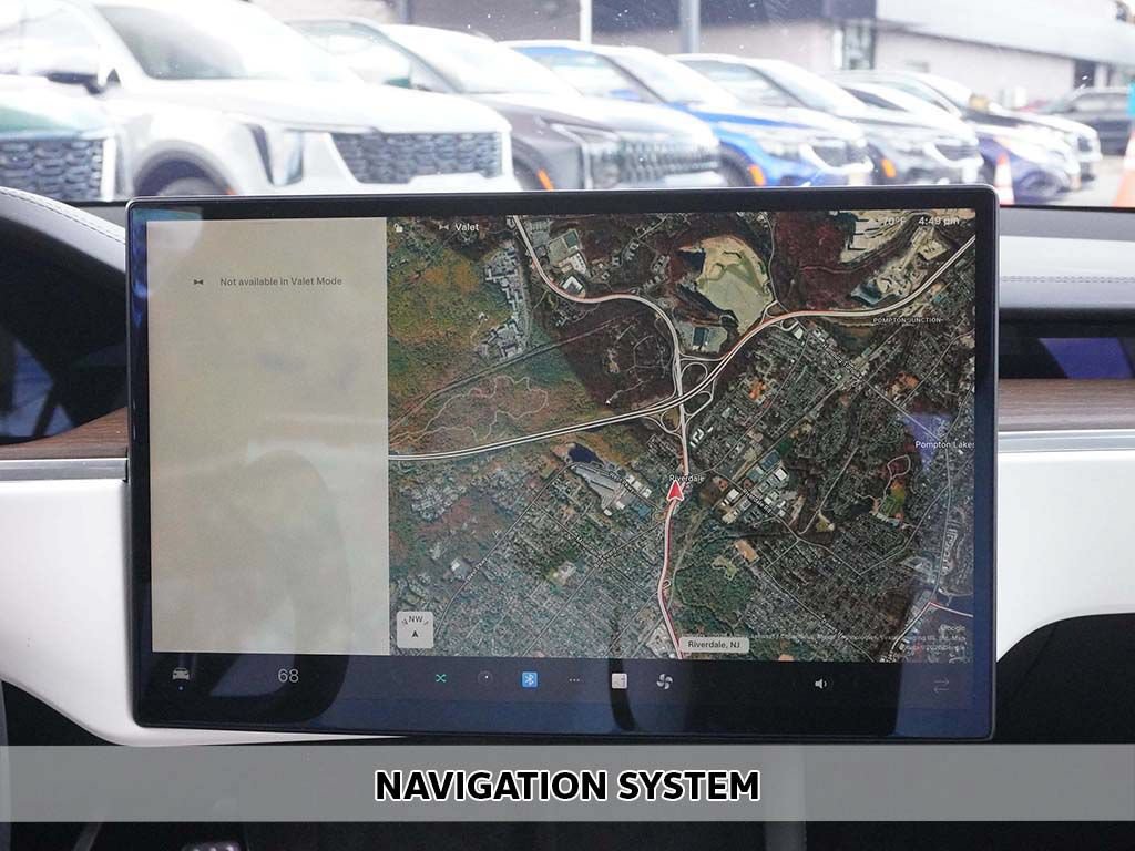 Used 2023 Tesla Model S AWD/4WD image 4