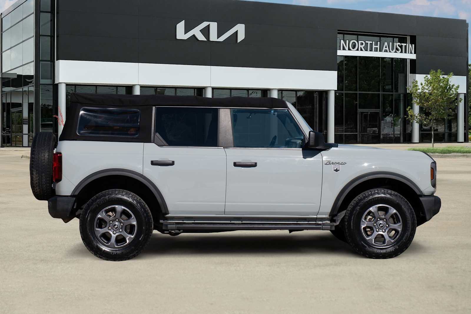 Used 2022 Ford Bronco Big Bend image 7