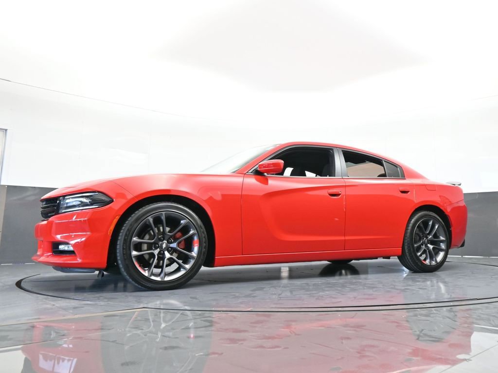 Used 2019 Dodge Charger SXT image 54