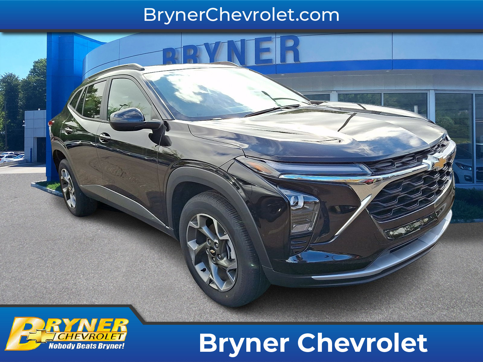 Used 2025 Chevrolet Trax LT FWD image 1