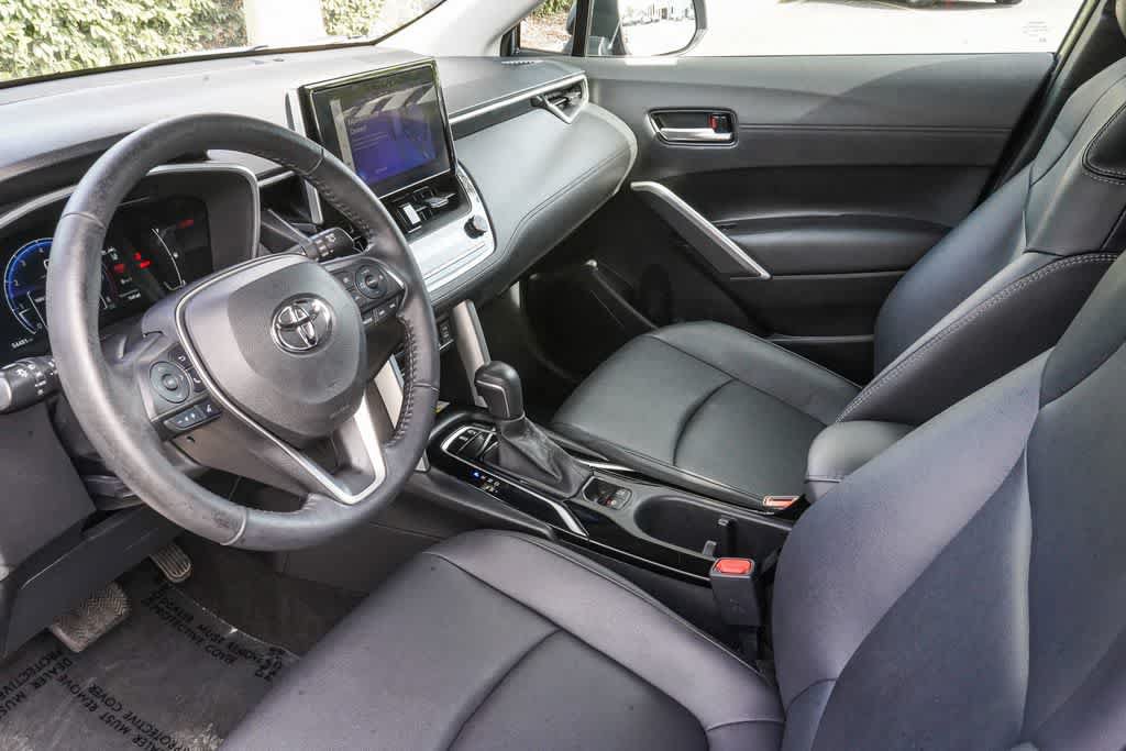 Used 2023 Toyota Corolla Cross XLE FWD image 18