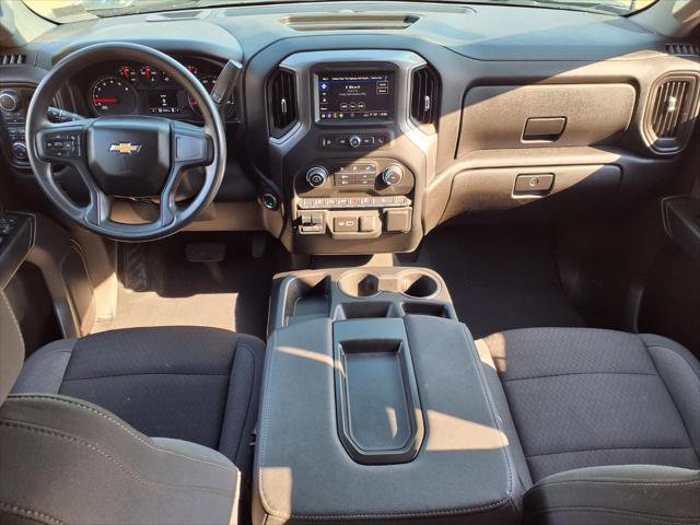 Used 2025 Chevrolet Silverado 2500 Custom w/ Custom Value Package AWD/4WD image 12