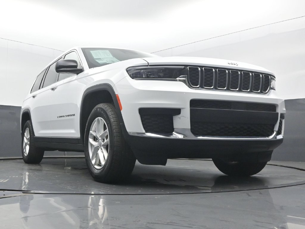 Used 2025 Jeep Grand Cherokee L Laredo w/ Luxury Tech Group I AWD/4WD image 57