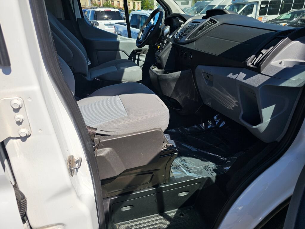 Used 2019 Ford Transit 350 XLT RWD image 12