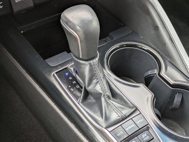 Used 2019 Toyota Camry SE image 12
