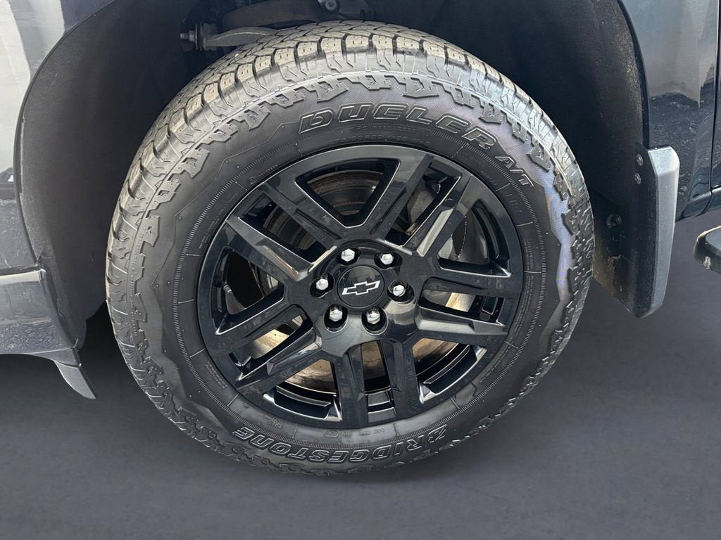 Used 2024 Chevrolet Silverado 1500 RST w/ Convenience Package II AWD/4WD image 9