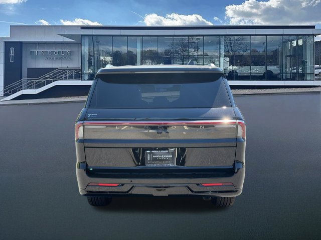 New 2027 Lincoln Navigator L Black Label AWD/4WD image 7