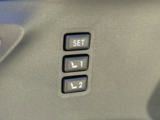 Used 2023 Subaru Ascent Limited w/ Technology Package image 24