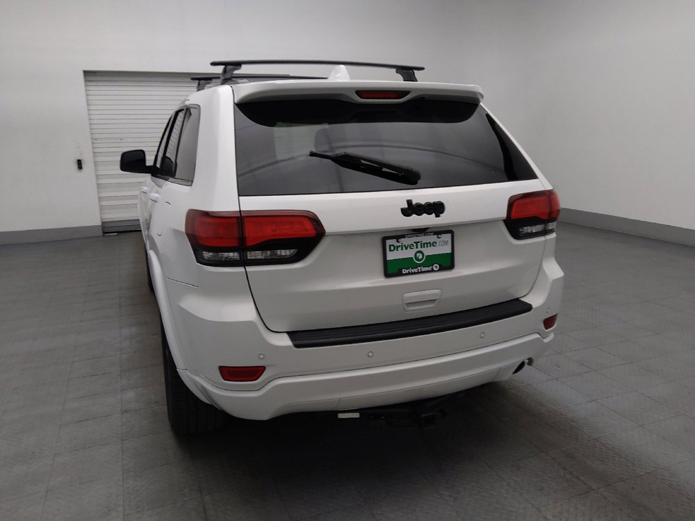 Used 2019 Jeep Grand Cherokee Altitude RWD image 6