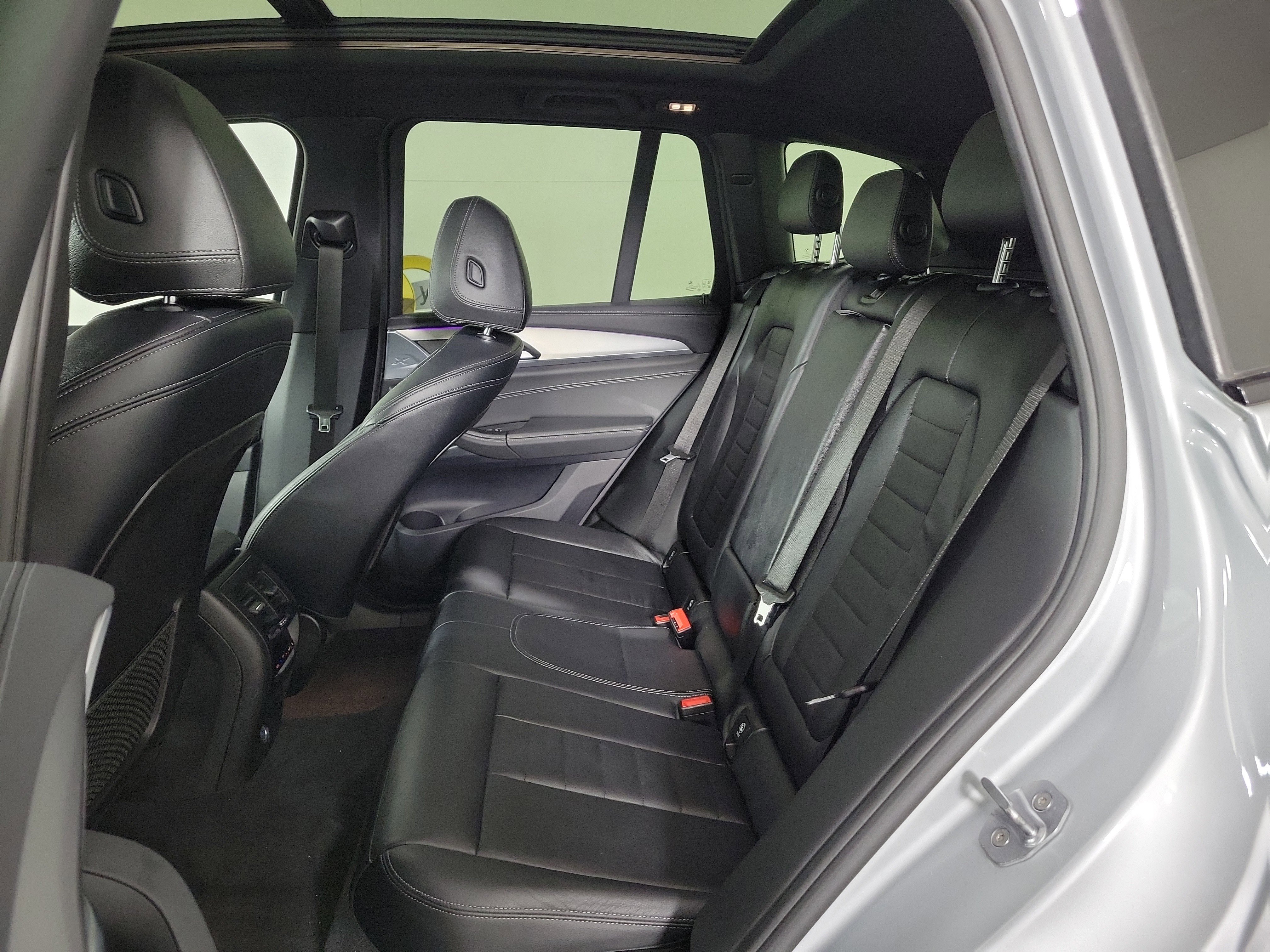 Used 2019 BMW X3 M40i w/ Premium Package image 10