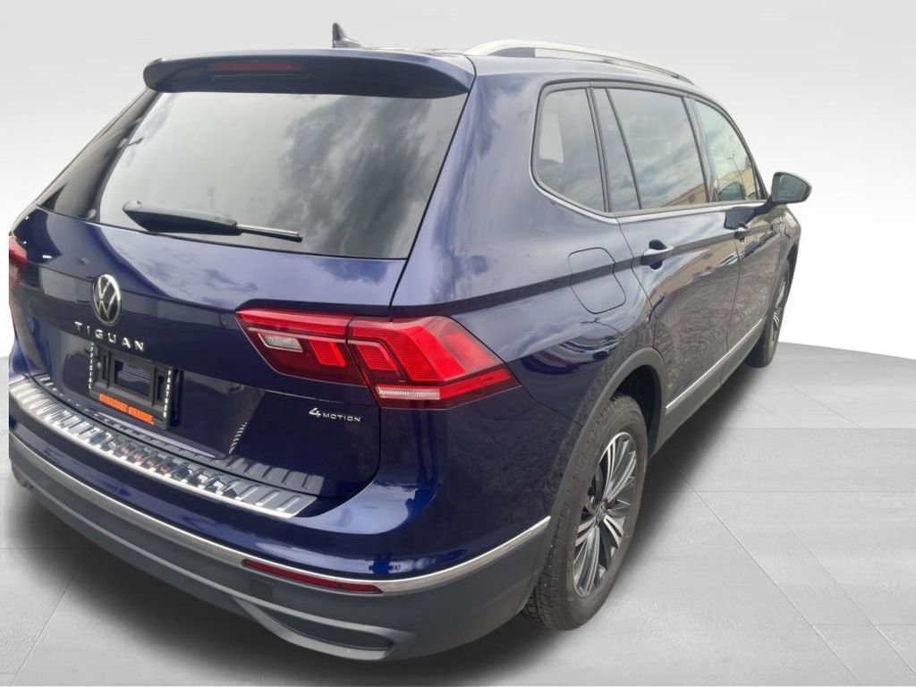 Used 2024 Volkswagen Tiguan Wolfsburg Edition AWD/4WD image 6