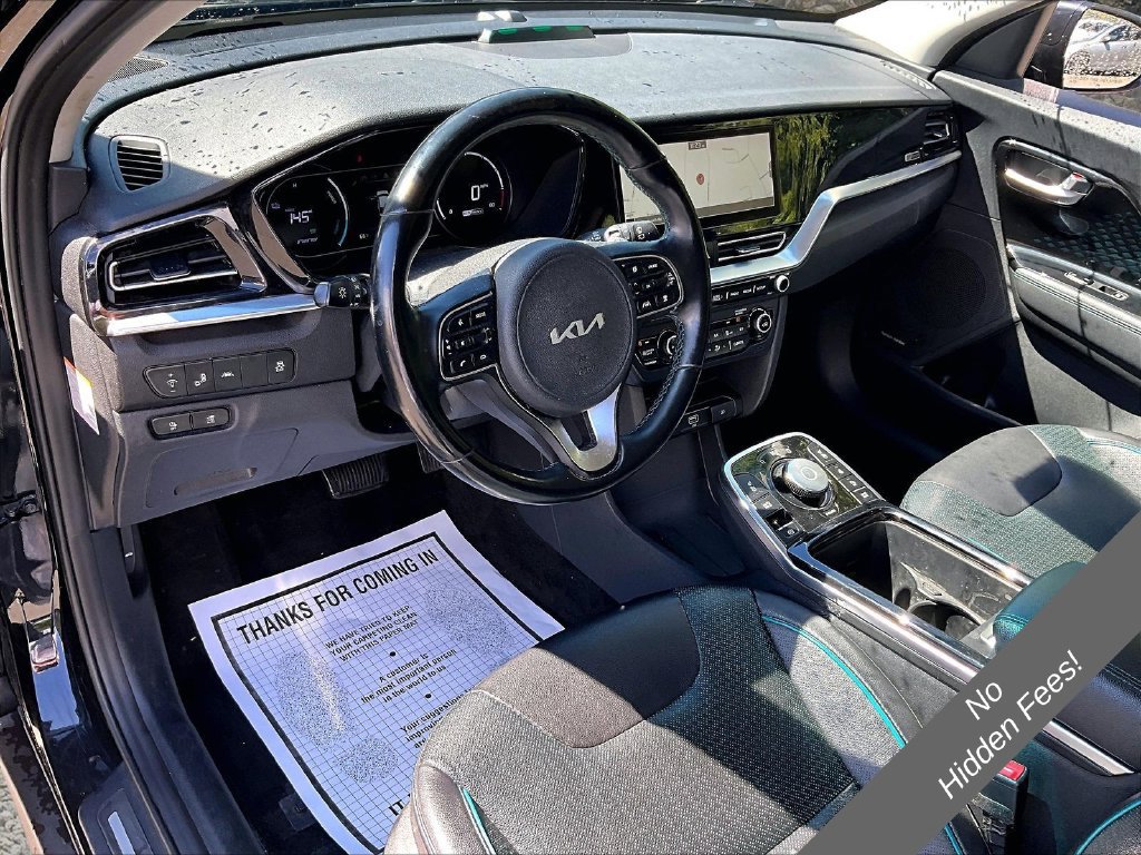 Used 2022 Kia Niro EX Premium w/ Cold Weather Package FWD image 11