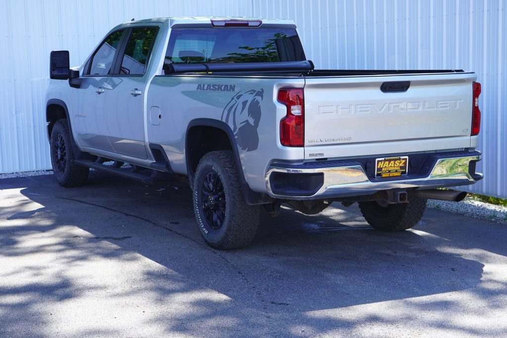 Used 2022 Chevrolet Silverado 3500 LT w/ Convenience Package AWD/4WD image 4