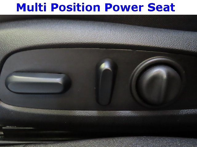 Used 2023 Chevrolet Malibu LT image 19