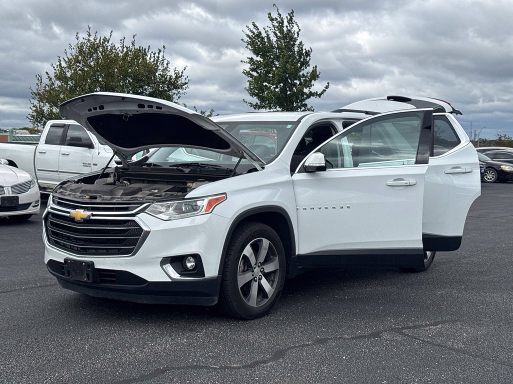 Used 2019 Chevrolet Traverse LT w/ LT Premium Package FWD image 19
