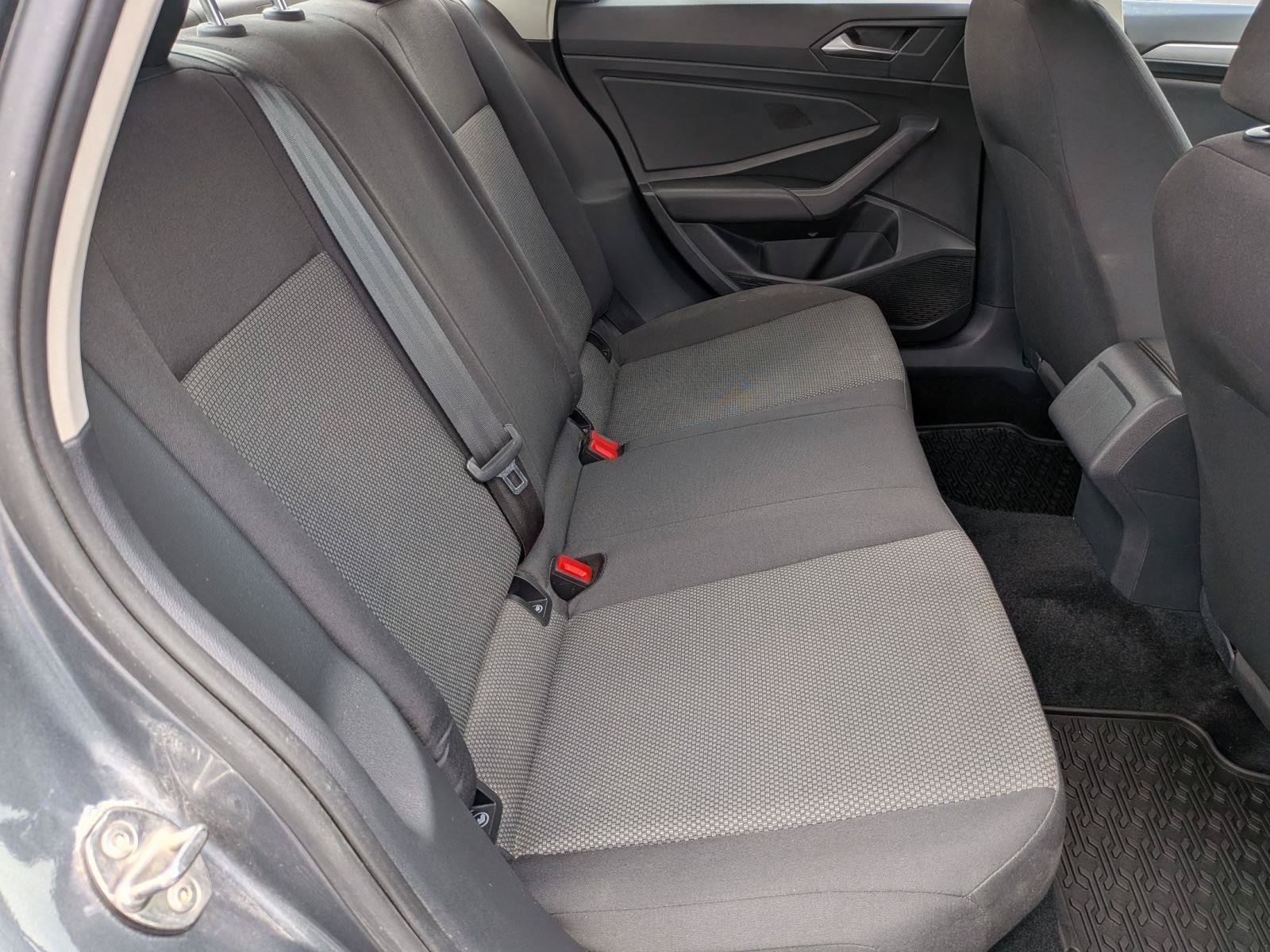 Used 2019 Volkswagen Jetta SE FWD image 31