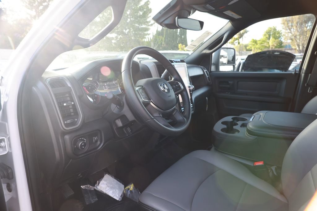 New 2026 RAM 3500 Tradesman AWD/4WD image 14
