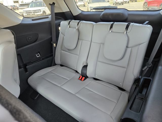 Certified 2025 Ford Explorer Active w/ Active Comfort Package image 12