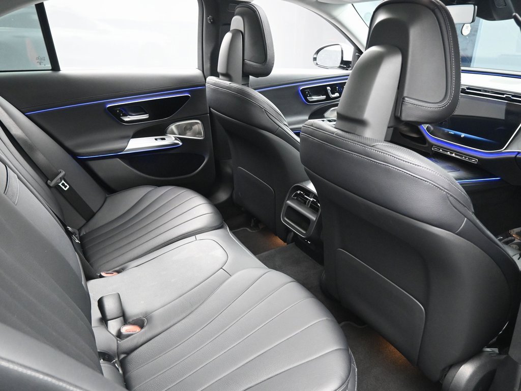 Used 2024 Mercedes-Benz E 350 4MATIC Sedan w/ Leather Package image 37