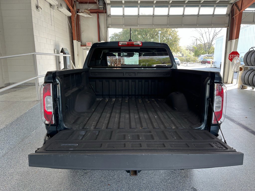 Used 2020 GMC Canyon SLT w/ Driver Alert Package image 8