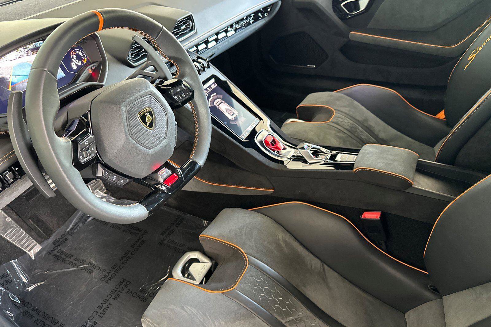 Used 2024 Lamborghini Huracan Sterrato image 14