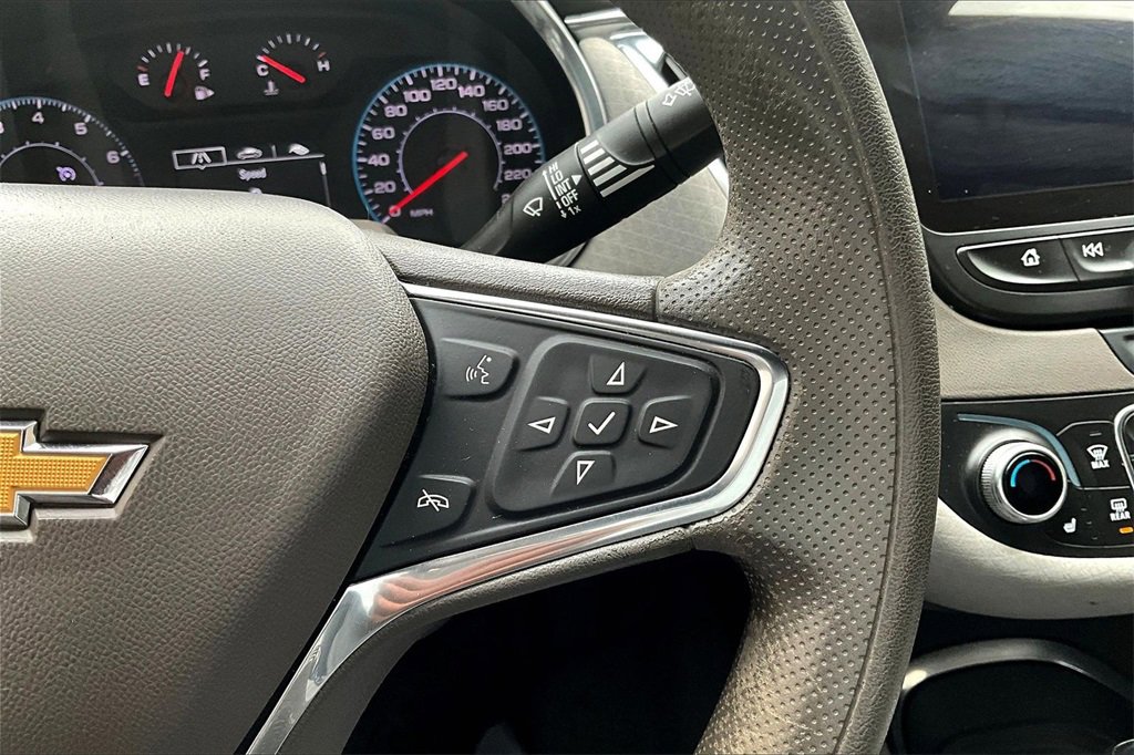 Used 2020 Chevrolet Malibu LT image 12