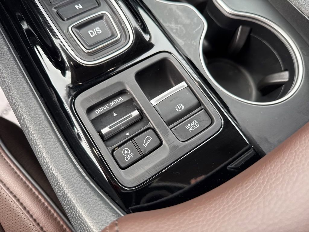 Used 2024 Honda Pilot Elite image 26