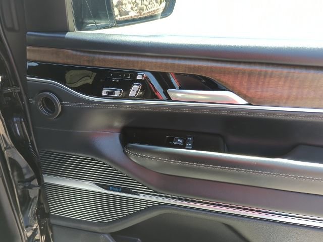 Certified 2024 Jeep Grand Wagoneer L 4WD image 21