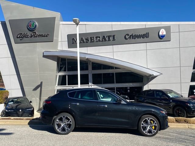 Used 2023 Maserati Levante Modena image 3