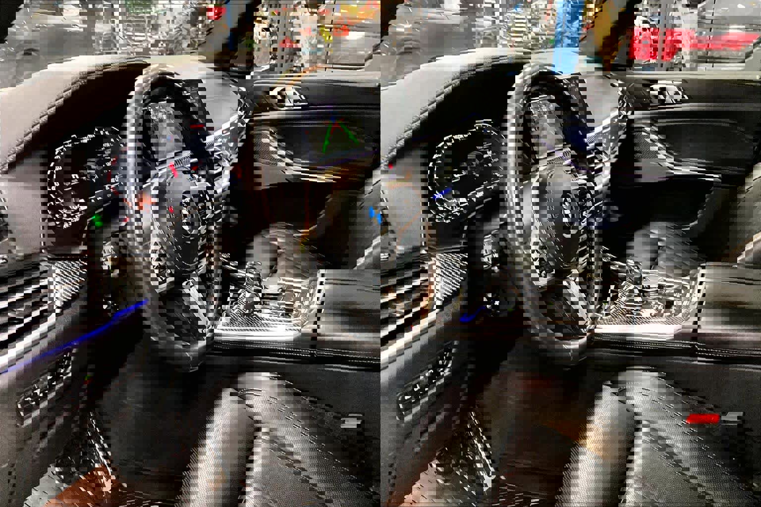 Used 2021 BMW X5 M50i w/ Premium Package image 17