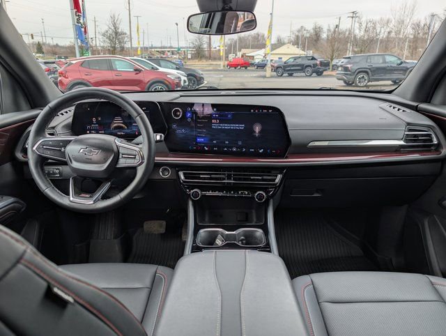 Used 2024 Chevrolet Traverse Z71 w/ LPO, Floor Liner Package image 11