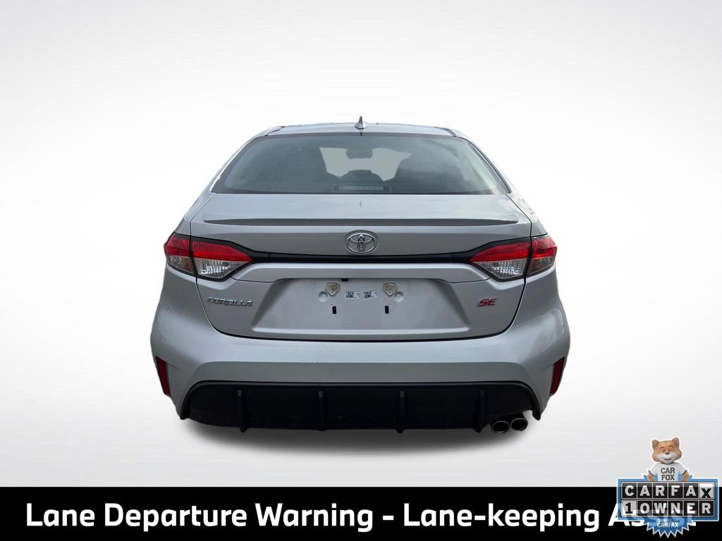 Used 2023 Toyota Corolla SE FWD image 6