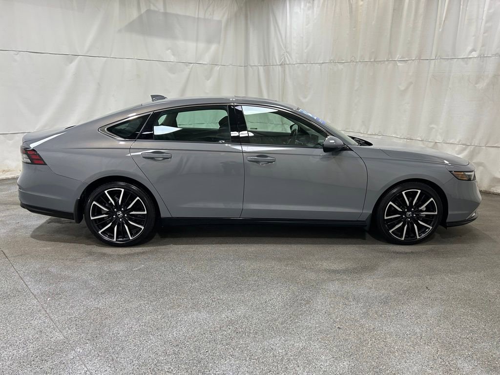 Certified 2025 Honda Accord Touring image 10