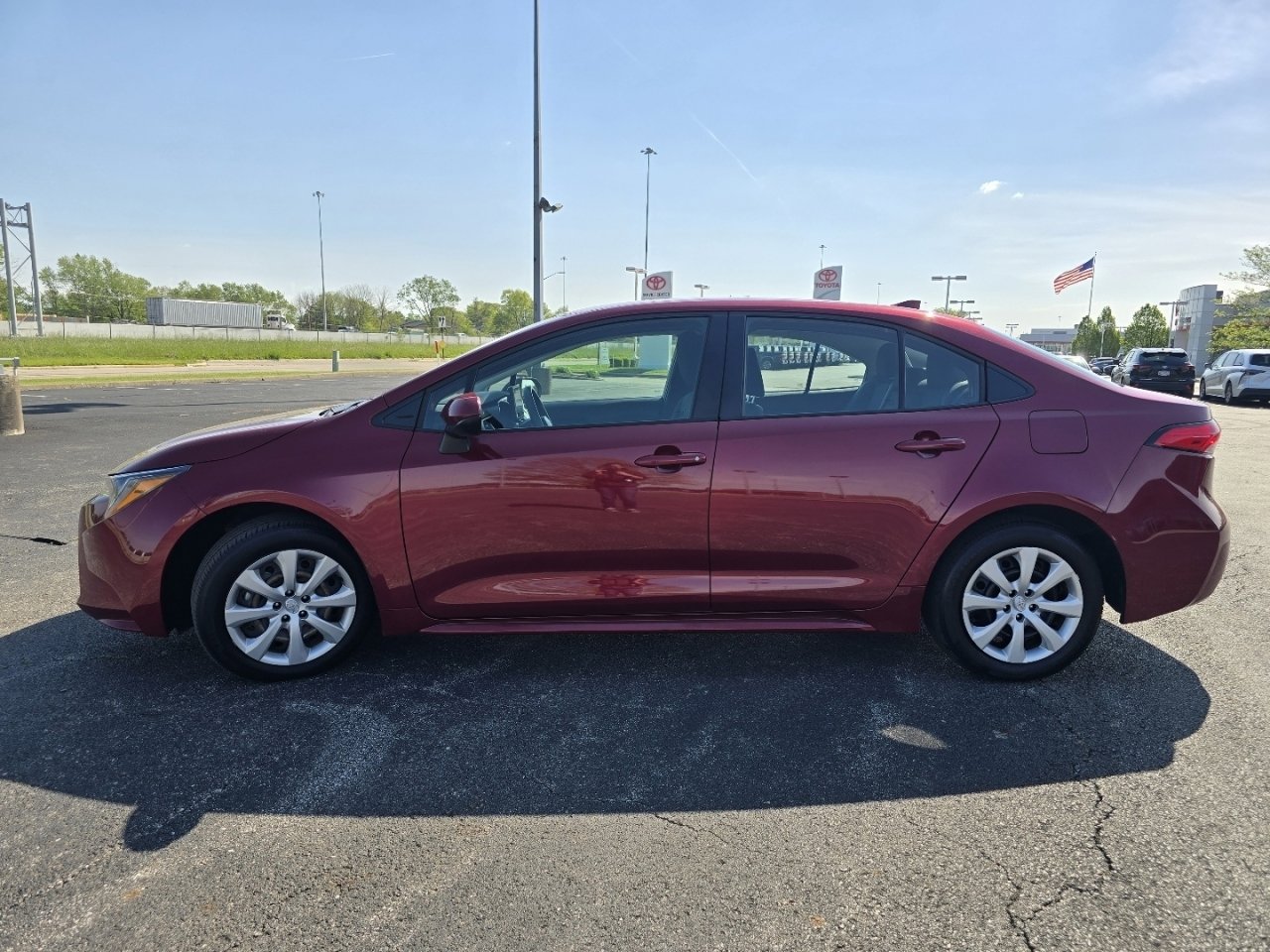 Certified 2025 Toyota Corolla LE FWD image 10