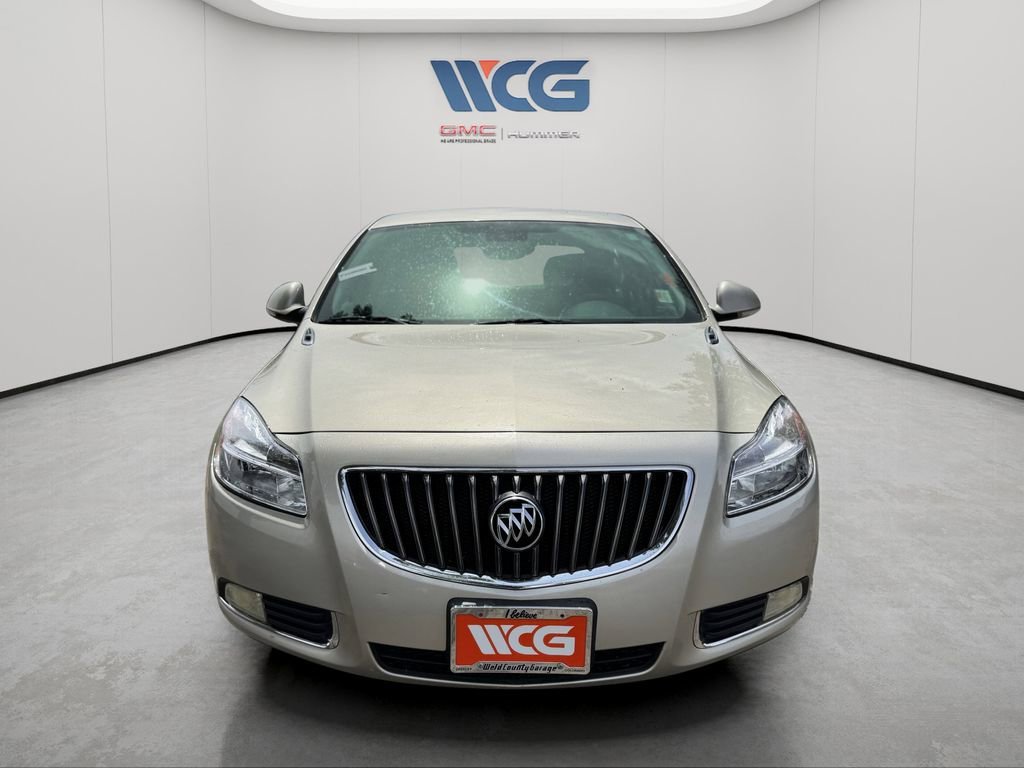 Used 2013 Buick Regal Premium FWD image 2