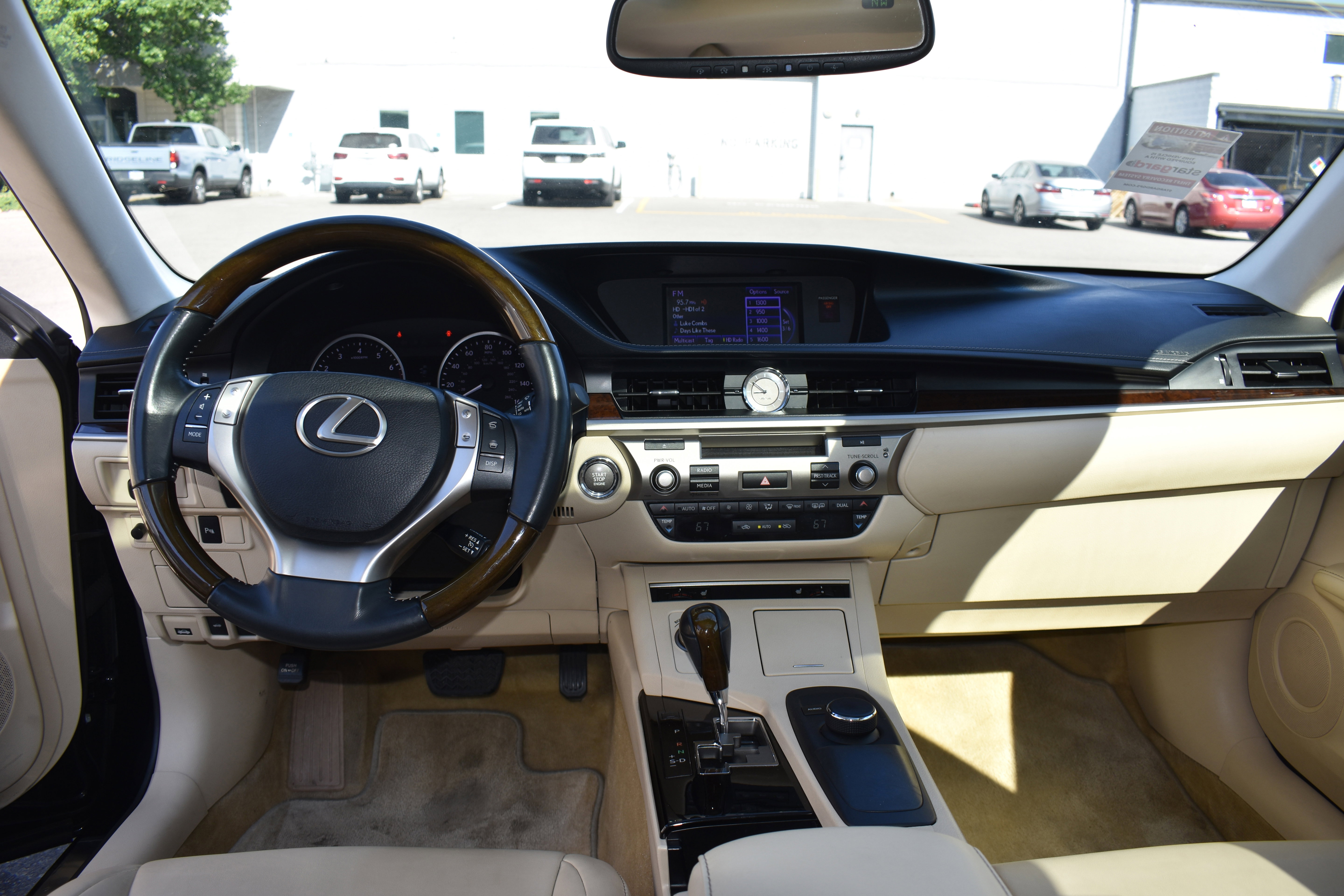 Used 2013 Lexus ES 350 w/ Premium Pkg image 32